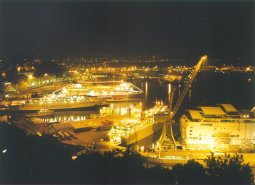 Il porto di notte